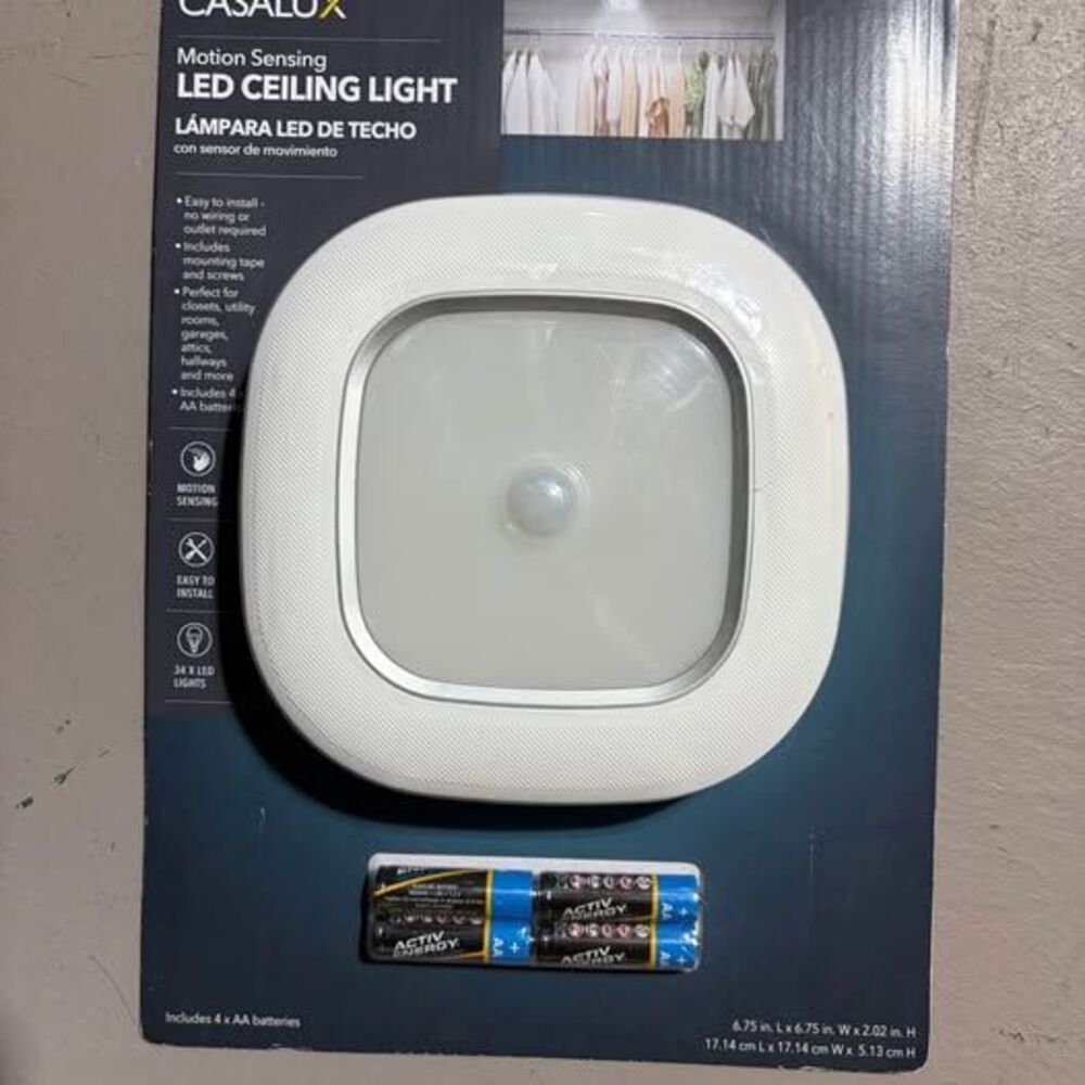Portable touch light